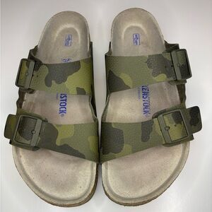 Birkenstock Green Camouflage Sandals size 42 EUC